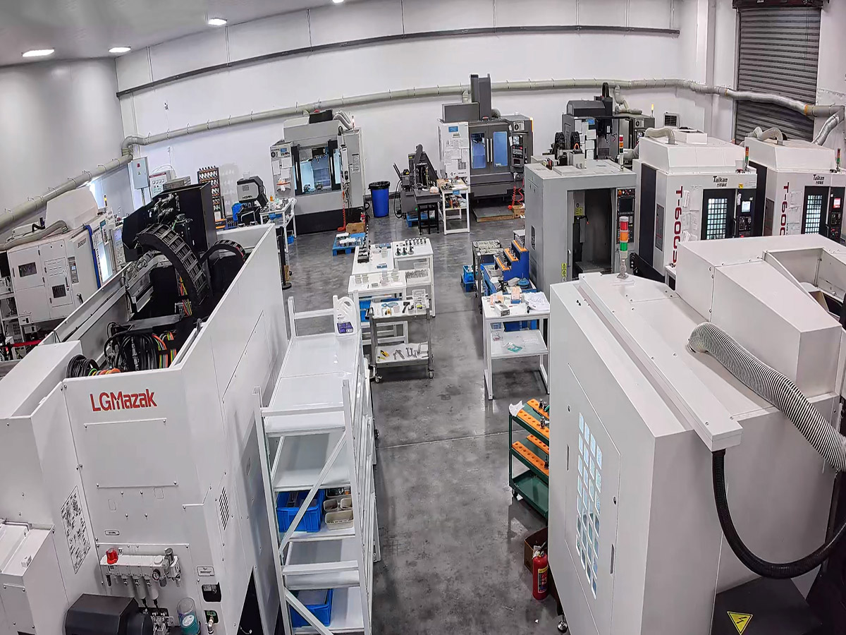 五轴数控加工车间